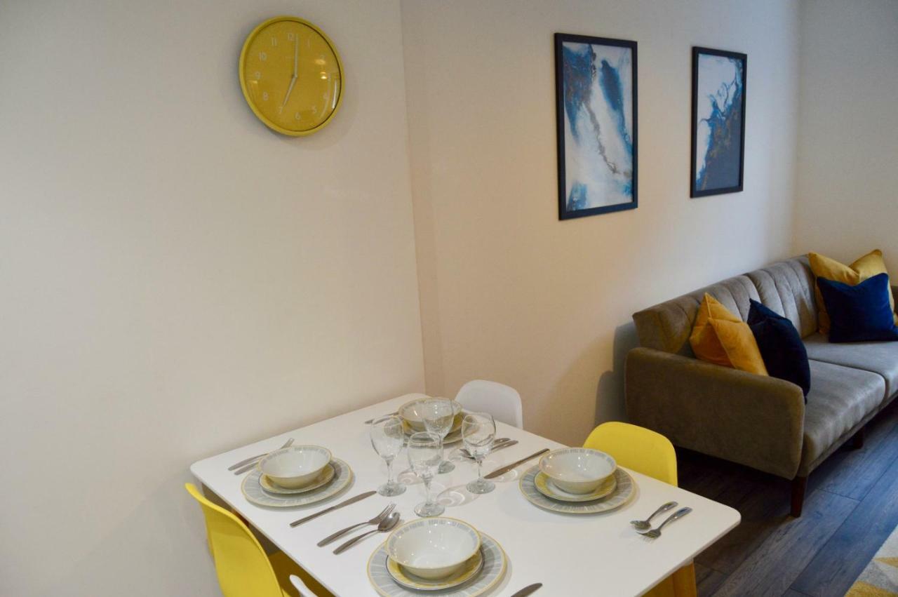 Qh31 - City Centre Location With 2 Double Bedrooms Sleeping Up To 4 People - Spacious Work Or Leisure Apartment Шеффілд Екстер'єр фото