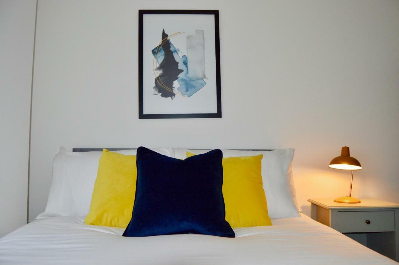 Qh31 - City Centre Location With 2 Double Bedrooms Sleeping Up To 4 People - Spacious Work Or Leisure Apartment Шеффілд Екстер'єр фото