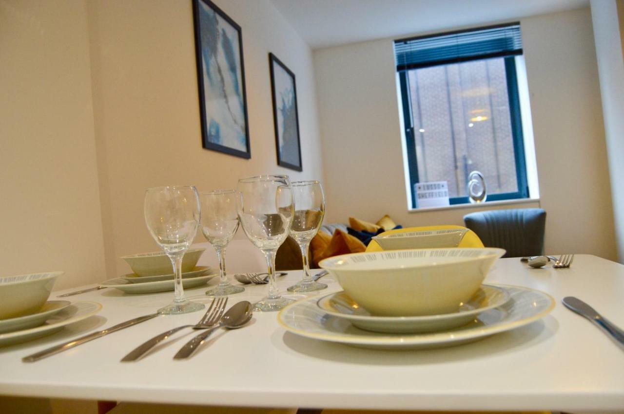 Qh31 - City Centre Location With 2 Double Bedrooms Sleeping Up To 4 People - Spacious Work Or Leisure Apartment Шеффілд Екстер'єр фото